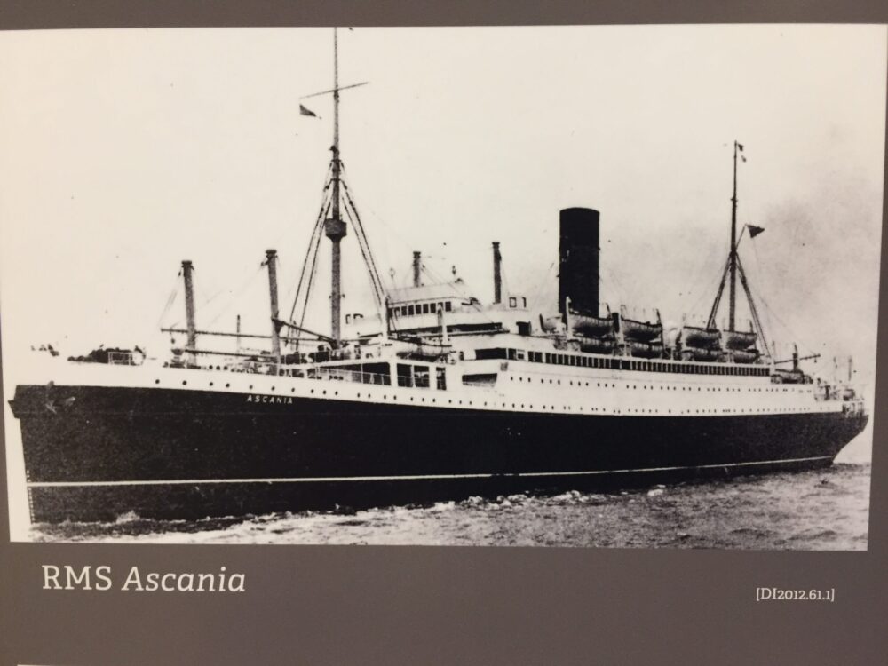 Ship his parents came when immigrating